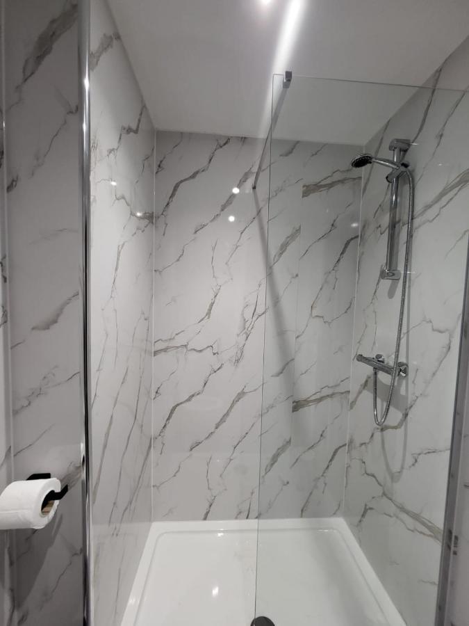 Phoenix Pods Hotel Liverpool Bagian luar foto